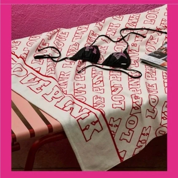 Victoria's Secret Love PINK White & Pink Logo Cotton Bath Beach Towels - 2 Pack - Picture 2 of 5